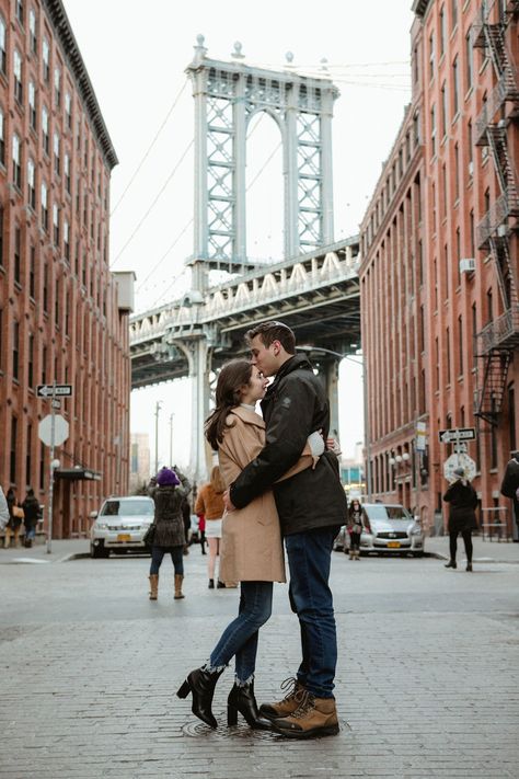 Manhattan Bridge Engagement | Dumbo Park | Amy Sims Photography Dumbo Nyc Photography, Dumbo Bridge Photo, Brooklyn Bridge Picture Ideas Couple, Dumbo New York Photography, New York Couple Photography, New York Photo Ideas Couple, Dumbo Pictures Nyc, Nyc Winter Photoshoot, Dumbo Couple Photoshoot