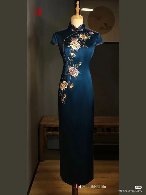 Qibao Shanghai Chinese Dresses, Shanghai Dress, Chinese Fancy Dress, Asian Style Dress, Qi Pao, Japanese Traditional Clothing, Chinese Wedding Dress, Casual Frocks, Chinese Dresses