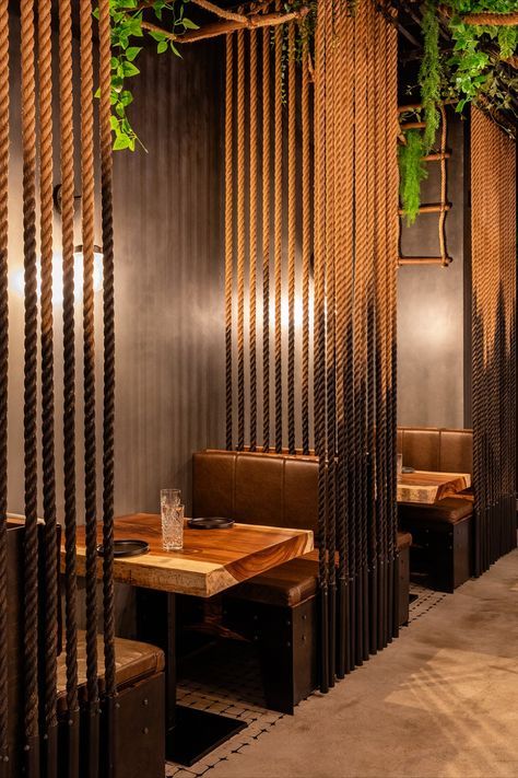 Contemporary Restaurant Design Interiors, Artisan Restaurant Design, Restaurant Cozy Interiors, Best Restaurant Interior Design, New Restaurant Design, Modern Restaurant Bar Design, Bar Cafe Design Interior, Modern Interior Design Restaurant, Bar Bistro Design