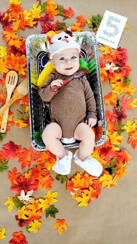 Thanksgiving Pics Baby, 4 Month Thanksgiving Pictures, 1 Month Old Thanksgiving Pictures, 6 Month Thanksgiving Pictures, Thanksgiving Infant Pictures, November Picture Ideas, 3 Month Fall Pictures, Newborn Turkey Pictures, 8 Months Old Photo Ideas