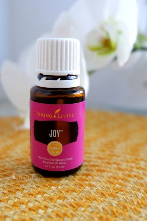 Joy Essential Oil blend is perfect for those days when you are in need of some emotional support. The floral aroma is comforting and delightful. Learn how to use Joy, including recipes and tips. #YLEO #RWEO #essentialoils #oils #youngliving #Joy #joyessentialoils #essentialoilblends #blends #essentialoilrecipes #essentialoiluses #essentialoiltips #essentialoileducation