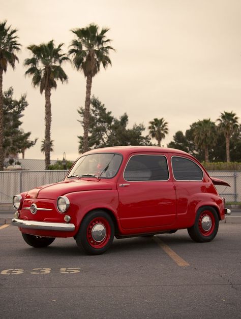 Fiat 500 Vintage, Rotary Engine, Fiat 600, Car Icons, Lovely Car, Italian Cars, European Cars, Unique Cars, Mini Cars