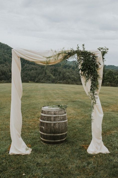 Fabric Drape Wedding Arch, Minimalist Wedding Arch Outdoor, Wedding Arbor Simple, Wedding Arbor Ideas Diy, Simple Arbor Wedding, Wedding Arch With Fabric, Simple Wedding Arch Ideas, Wedding Arch Fabric, Wedding Arch White