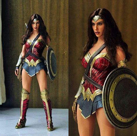 Wonder Woman Accessories, Carnival Show, Outfit For Halloween, Wonder Woman Outfit, Woman Cosplay, Wonder Woman Cosplay, Woman Costume, Superhero Cosplay, Wonder Woman Costume