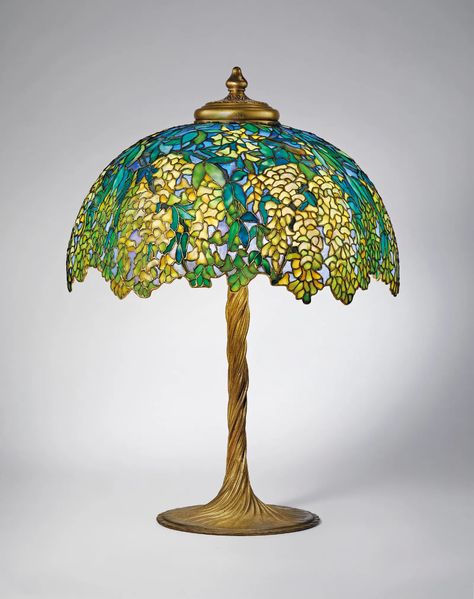 33 Tiffany Lamps Are About to Go Up for Sale | Architectural Digest Monkey Lamp, Lampe Art Deco, Tiffany Lamp, Glamour Vintage, Pinterest Contest, Art Glass Lamp, 11 December, Tree Lamp, Louis Comfort Tiffany