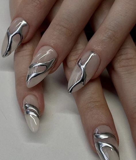 Nyc Nails, Chrome Nails Designs, Edgy Nails, Lines On Nails, Metallic Nails, Minimalist Nails, Dream Nails, Fire Nails, Classy Nails