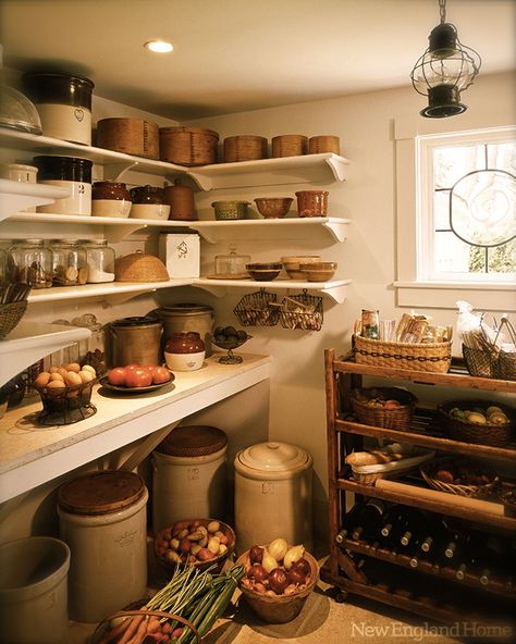 Victorian period organised pantry interior with old antique storage stoneware jars Harvest Storage, Open Pantry, Pantry Room, New England Homes, England Style, Butler's Pantry, Pantry Design, Studio Ideas, Pantry Storage