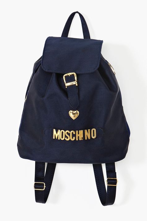 Moschino Heart Backpack Heart Backpack, Moschino Backpack, Fendi Versace, Beachy Chic, Moschino Bag, Moschino Bags, Puppy Face, Mk Bags, Gold Charms