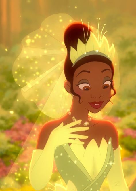 Disney Princess Challenge, Tiana And Naveen, Tiana Disney, Disney Best Friends, Official Disney Princesses, Disneyland Rides, Princesa Tiana, Princess Outfit, Disney Princess Tiana