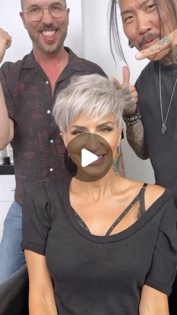 Gray Hair Pixie Cuts, Funky Short Hair, Chic Short Hair, Short Silver Hair, Pixie Bob Haircut, Short Hair Pixie Cuts, Short Hair Trends, Messy Short Hair, Short Grey Hair