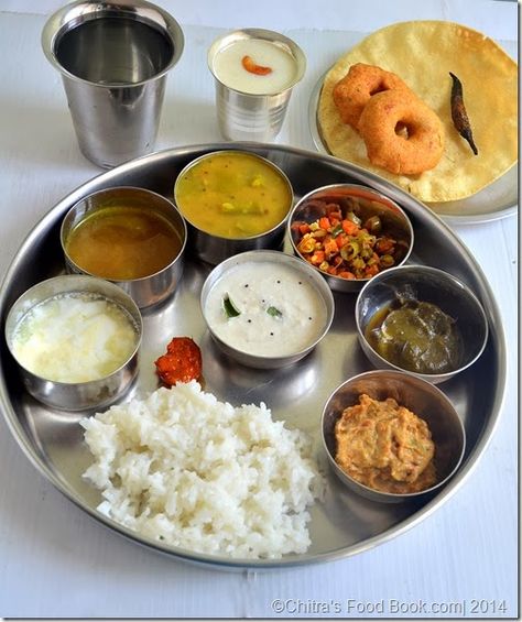 Tamilnadu-lunch-menu-recipes South Indian Lunch, Lunch Menu Ideas, Quick Lunch Ideas, Indian Food Menu, Veg Dinner Recipes, Birthday Party Menu, Indian Lunch, Ideas Birthday Party, Menu Recipes