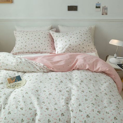 PRICES MAY VARY. Soft Cotton Fabric: The chic shabby garden botanical floral full size duvet cover set is made from 100% natural cotton, ultra-soft, breathable, lightweight, skin-friendly and machine washable, give you and your family good and comfortable sleeping all night. The cottagecore bedding set suitable for all seasons Aesthetic Floral Girls Duvet Cover Full Size: 3 Pieces floral full size bedding set=>1*full cotton duvet cover 80"x 90" + 2*pillowcases 20"x 26"(▲▲comforter/quilt/duvet, b Cute Duvet Covers Simple, Comforter Sets Queen Size, Cute Room Pink And White, Cute Full Size Bed Sheets, Bed Sets Twin Size, Cute Room Bed, Bedding Sets Pink, Duvet Covers Cute, Twin Size Bedsheets