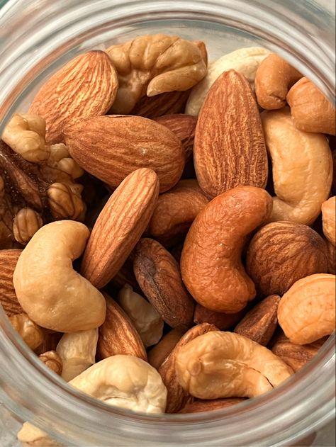 Cashew Aesthetic, Mixed Nuts Aesthetic, Cashews Aesthetic, Omega 3 Aesthetic, Nuts Aesthetic Food, Health Nut Aesthetic, Walnuts Aesthetic, Nut Aesthetic, Peanut Aesthetic