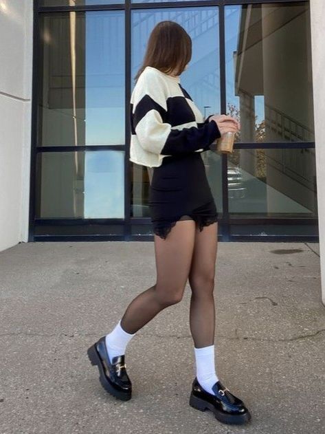 White Socks And Heels, Black Tights And White Socks, Outfits Con Short Y Medias, Tights Sneakers Outfit, Black Shoes With White Socks, Tall Socks Outfit, Pantyhose With Sneakers Outfit, Cute Postage Stamps, Socks And Heels Outfit