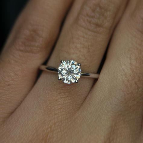 This Is A Beautiful 14 Karat Round Engagement Ring, 1ct. Lab Grown Diamond And 12 Round Diamonds 0.05ct Around The Halo. Size 6.50. It Is Originally $2.730.00 And On Sale For $1,899.00 Round Diamond Engagement Rings Platinum, Round Tiffany Engagement Ring, Silver Circle Wedding Ring, Engagement Rings Square Halo, Silver Hidden Halo Engagement Ring, Simple Oval Rings Engagement, Single Round Diamond Engagement Ring, Circle Diamond Wedding Ring, White Gold Circle Engagement Ring