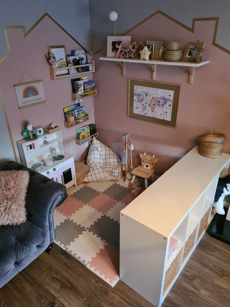 kids playroom ideas small space Tiny Playroom, Playroom Themes, Playroom Setup, Creative Playroom, Kid Friendly Living Room, Space Play, Baby Play Areas, Small Playroom, Living Room Playroom