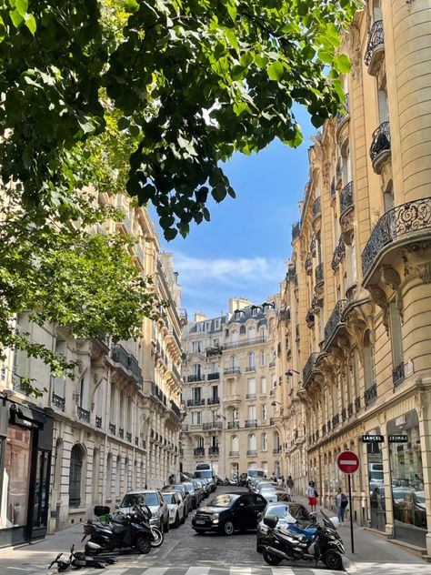 #paris #arcdetriomphe #aesthetic #vibes #summer #street #city #citylife #france #art #artwork France City Aesthetic, Paris Trip Aesthetic, French Vibes Aesthetic, Paris Streets Aesthetic, French Summer Aesthetic, Summer City Aesthetic, Streets Aesthetic, Paris Vibe, Streets Of France