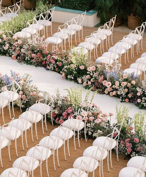 Wedding Aisle Decorations Outdoor, Chuppah Ideas, Floral Aisle, Wedding Church Aisle, Wedding Walkway, Wedding Aisles, Wedding Aisle Outdoor, Aisle Decorations, Wedding Isles