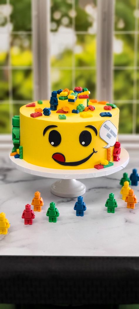 Buttercream Lego birthday cake with chocolate Lego bricks and figures Lego Mini Figure Cake, Lego Birthday Cake Buttercream, Lego Minifigure Cake, Lego Cake Ideas Buttercream, Primary Colors Cake, Lego Buttercream Cake, Chocolate Lego Cake, Lego Brick Cake, Diy Lego Cake