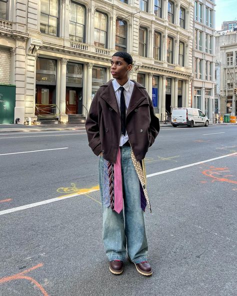 tie the loose ends 👔 #streetstyle #outfitinspo #ties #nycfashion #streetwear Tie As Belt Outfit, Tie Streetwear Outfit, Outfit With Tie Men, Designer Fits Men, Autumn Fits Men, Tie Belt Outfit, Winter Street Style Men, Tie Skirt Outfit, Tie As Belt