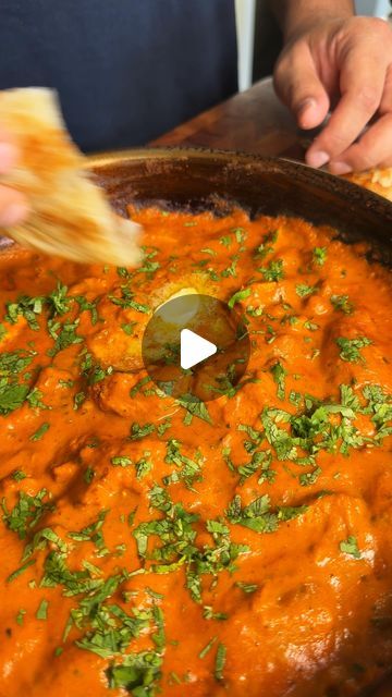 Vimarsh Patel on Instagram: "Indian meals made easy: EP 2
Lets make Butter Chicken
Recipe: amateurprochef.com
OR link in bio 

#homecooking #easyrecipe #chicken #butter	#butterchicken" Butter Chicken Side Dishes, How To Make Butter Chicken, Easy Chicken Recipes Videos, Butter Chicken Recipe Indian Easy, Easy Chicken Recipes Indian, Butterchicken Indian Recipe, Butter Chicken Video, Butter Chicken Recipe Video, Easy Indian Dinner Recipes