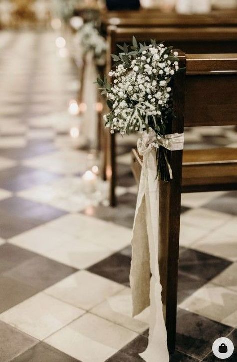 15 Gorgeous Wedding ceremony Decor Concepts on a Finances - Aesther Dwelling Check more at https://howcandothis.com/weddingideas/15-gorgeous-wedding-ceremony-decor-concepts-on-a-finances-aesther-dwelling/ Church Aisle Decorations, Wedding Church Decor, Church Wedding Flowers, Wedding Isles, Church Wedding Decorations, Aisle Flowers, Wedding Aisle Decorations, Church Flowers, Ceremony Decor