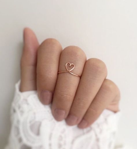 Gold Heart Rings, Brown Engagement Rings, Rose Gold Heart Ring, Brown Diamond Engagement Ring, Wire Jewelry Rings, Rings Boho, Diy Jewelry Rings, Heart Rings, Diy Ring