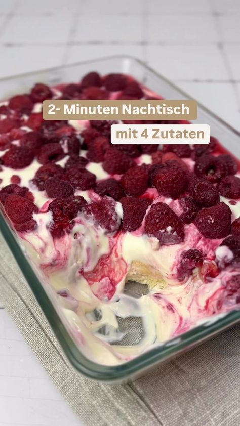 Sandra Franitza I Rezepte mit ❤️ | ⬇️ Hier geht’s zum Rezept ⬇️ Zutaten: 1 Packung Mini Windbeutel 500 g Magerquark 1 Packung gezuckerte Kondensmilch 250 g TK Himbeeren... | Instagram Köstliche Desserts, Baking Sweets, Dessert Cupcakes, September 17, Cookie Desserts, Food Cravings, Sweet Recipes, Food Lover, Oreo