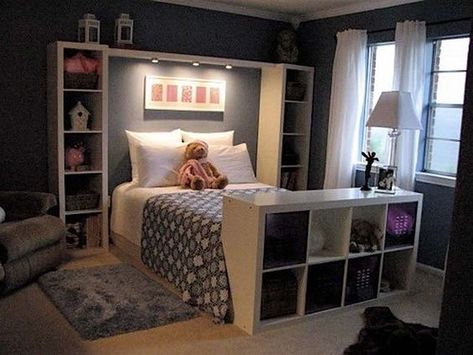 16 Out-of-the-Box Ways to Use Storage Cubes Instead Of A Headboard, Idea Bilik Tidur, Reka Bentuk Bilik Tidur, Koti Diy, Hiasan Bilik Tidur, New Beds, Bedroom Designs, Organization Bedroom, Bed Room