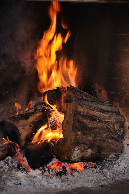 fireplace -Hagrid's hut Winter Coziness, Winter Fire, Breathing Fire, Log Fire, Fire Burning, Winter Cabin, Camp Fire, Light My Fire, Open Fires