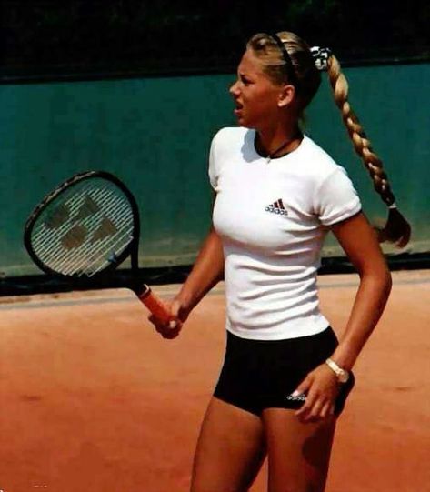 Tennis Hairstyles, Mode Tennis, Tennis Lifestyle, Tennis Outfit Aesthetic, Tennis Aesthetic, Tennis Outfits, Bodysuit Outfit, Anna Kournikova, Tennis Life