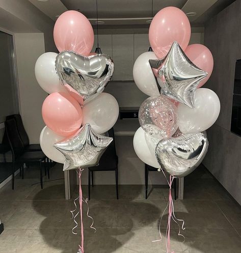 Pink Sliver White Party, Pink And Gray Birthday Party Ideas, Pink And Silver Graduation, Pink And Silver Birthday Party Ideas, Pink And White Birthday Aesthetic, Silver And Pink Balloons, Silver And Pink Birthday Decorations, 16 Birthday Party Ideas At Home, Pink And Silver Decorations