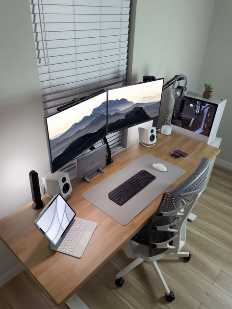 Double Monitor Laptop Setup, Dual Laptop Desk Setup, 2 Monitors And Laptop Setup Home Office, 3 Computer Monitor Setup, Dual Computer Setup, Floating Monitor Setup, Macbook Dual Monitor Setup, Home Office Ideas Dual Monitor, Dual Computer Monitor Desk Setup