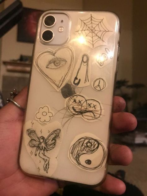 Drawing On Phone Case Art, Phone Case Drawing Ideas, Clear Phone Case Design, Diy Phone Case Design, Creative Iphone Case, Desain Editorial, Iphone Case Stickers, Collage Phone Case, Pretty Phone Cases