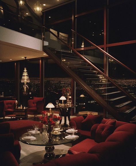 Hedonistic Interior Design, 1980s House Aesthetic, 80s Penthouse Interior, 90s Appartement, Vintage Penthouse Apartment, 80s Nyc Apartment, 80s Luxury Penthouse, Hedonistic Disco Interior Design, 80s Penthouse Aesthetic