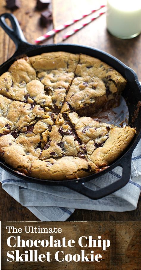 The ultimate chocolate chip skillet cookie. Where I come from there is a place that calls this a pizzookie - get it? Pizza cookie? I just called it delicious. Cooking a giant chocolate chip cookie cake in a skillet requires a few tricks - but it's still really simple. And oh so good. My kids like it ooey-gooey but I'm more in it for the cookie. Bonnie's Bakery, Deep Dish Chocolate Chip Cookie, Skillet Cookies, Chocolate Chip Cookie Pie, Skillet Chocolate Chip Cookie, Cookie Cakes, Recipes Delicious, Caramel Cookies, Cookie Pie