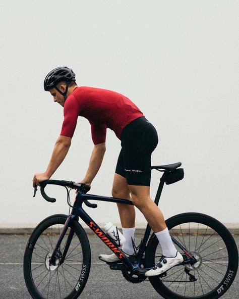 Pedal Mafia™ on Instagram: “The Pro Jersey 2.0 🏁 The second iteration to The Pro Jersey, featuring  a upgraded pre dye body fabric that delivers a high stretch, body…” Cycling Men, Bike Messenger, Old Couples, Pedal Power, Cycling Gear, Cycling Fashion, Bike Style, Road Cycling, Fast Paced