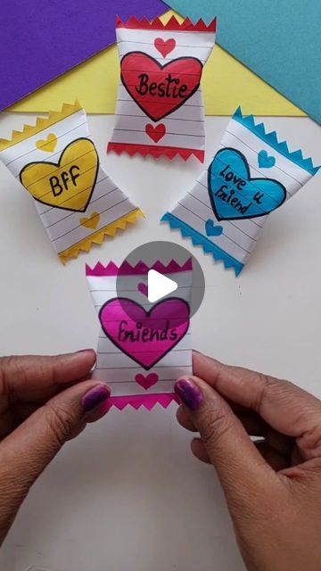 Shilpa on Instagram: "Friendship Day gift/Chocolate gift/last minutes gifts idea #reels #viral #trending #friend #instagramreels" Best Friend Birthday Drawing Ideas, Best Friend Paper Gifts, Friends Crafts For Preschool, Diy Friendship Cards For Kids, Cute Note Ideas For Friends, Friendship Projects For Preschool, Chart Craft Ideas, Easy Crafts For Friends, Crafts For Friends Birthday