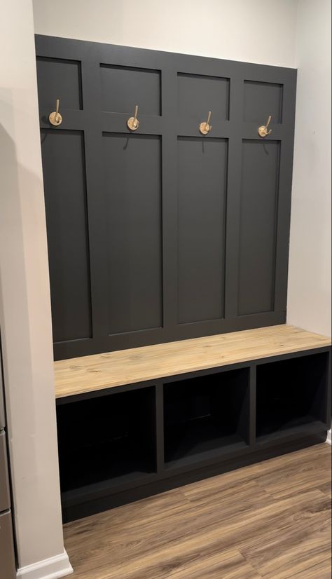 This pin is a picture of a moody mudroom Laundry Room Decor Ideas, Small Mudroom Ideas, Laundry Room/mudroom, Mudroom Remodel, Mudroom Cabinets, Mudroom Makeover, Laundry Room/mud Room, Mud Room Entry, Mudroom Entryway