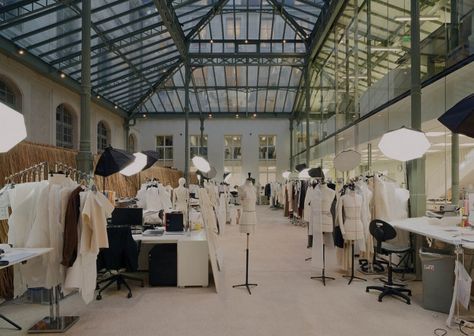 Inside the freshly renovated headquarters of French fashion house Céline - Vogue Living Fashion Design Studio Workspaces, Design Studio Workspace, Design Studio Office, Fashion Designer Studio, Paris Atelier, Fashion Jobs, Chichester, Studio Interior, Sewing Studio