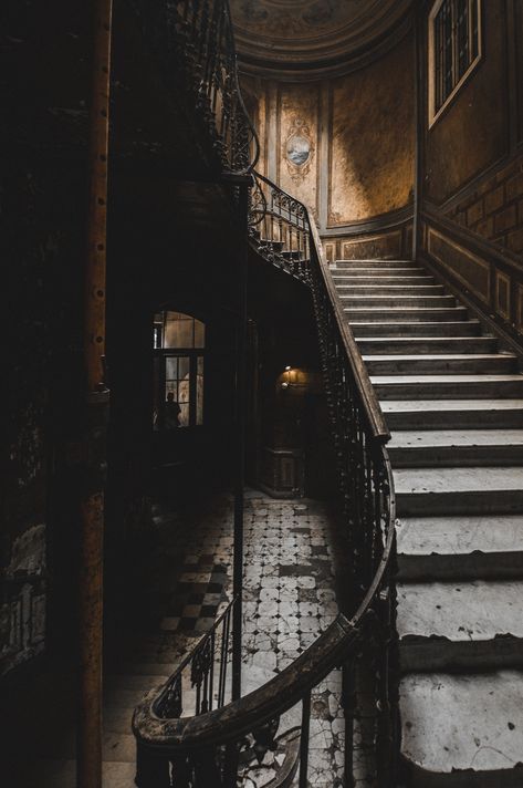 Inside an Abandoned Mansion · Free Stock Photo Building Staircase, Imaginary Authors, White Railing, Dark Mansion, Mansion Aesthetic, Gothic Mansion, Abandoned Architecture, Mansion Exterior, Old Mansion