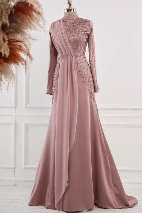 Baju Kahwin, Nikah Outfit, Gaun Fashion, Islamic Dress, Dress Muslim, Dusty Rose Dress, Red Evening Dress, Muslim Fashion Dress, Muslimah Fashion Outfits