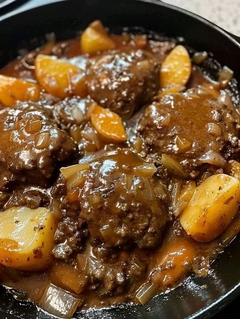 Steak And Potato Skillet, Salisbury Steak Recipe, Potato Skillet, White Bean Soup Recipes, Facebook Recipes, Salisbury Steak Recipes, Ground Beef And Potatoes, Skillet Potatoes, Beef Patties