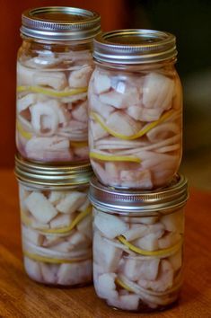 Walleye Soup, Walleye Dip, Pickled Seafood, Northern Pike Recipe, Pickled Herring Recipe, Canning Fish, Pike Recipes, Perch Recipes, Pickled Fish Recipe