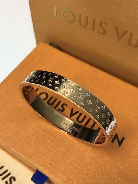 Lv Bracelet, Louis Vuitton Bracelet, Gold For Sale, Luxe Jewelry, Louis Vuitton Jewelry, Dope Jewelry, Girly Jewelry, Jewelry Inspo, Pretty Jewellery