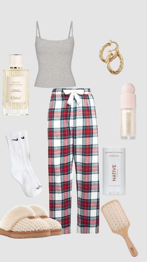 #pjs #outfitinspo #christmas #holidays #backtoschool #comfy Comfy Christmas Outfits, Preppy Christmas Outfit, Sleepover Outfit, Cute Christmas Pajamas, Xmas Pjs, Christmas Fits, Cute Christmas Outfits, Xmas Outfits, Cute Pjs