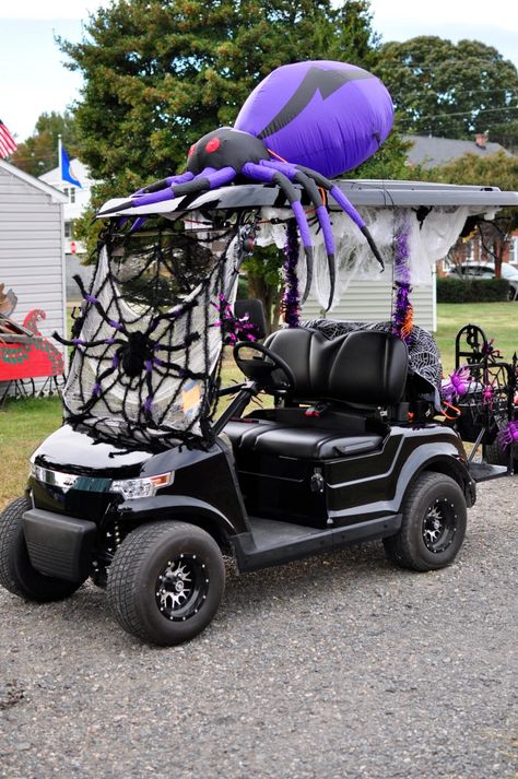 Golf Cart Decorations For Halloween, Beetlejuice Golf Cart, Halloween Golfcart Ideas, Halloween Golf Cart Parade Ideas, Golf Cart Halloween Ideas, Golfcart Decorations Halloween, Trunk Or Treat Ideas For Golf Cart, Halloween Golf Cart Decorations Ideas, Trunk Or Treat Golf Cart