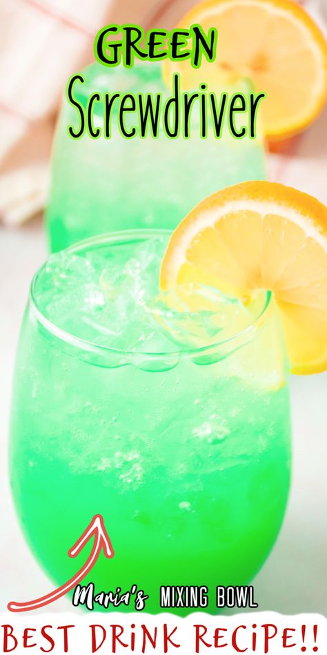 This Green Screwdriver is perfect for summer days, (or any day) and it's easy to make too! All you need is a few common ingredients and a little bit of time. Once you mix them all together in a shaker with some ice, you can enjoy this refreshing and simple adult beverage. Green Drinks Alcohol, Green Alcoholic Drinks, St Patty's Day Drinks, Green Punch Recipes, Screwdriver Cocktail, Green Cocktails, Alcohol Food, Green Drink Recipes, Easy Mixed Drinks