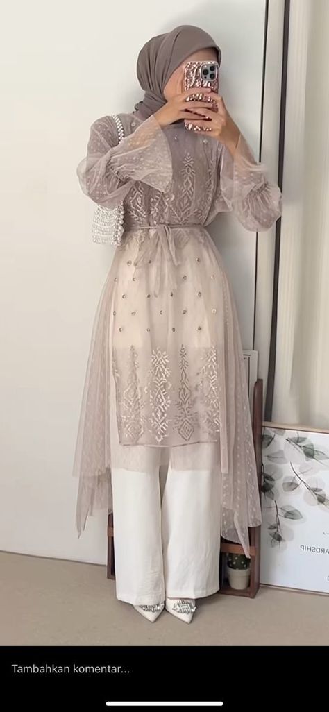 Muslim Fashion Dress Gowns, Muslim Fashion Dress Modern, Mix And Match Outfits Hijab, Lebaran Outfit, Dress Brokat Modern, Dress Muslim Modern, Kondangan Outfit, Kebaya Modern Dress, Fesyen Islam