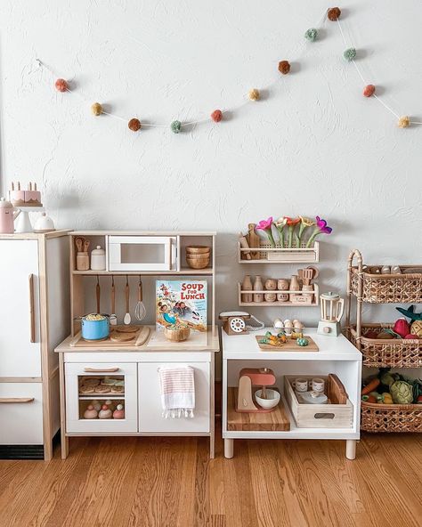 Play Kitchen And Market, Play Kitchen Counter Space, Ikea Play Kitchen Storage, Kids Kitchen Set Up, Pretend Kitchen Play Area, Toddler Play Kitchen Area, Diy Ikea Play Kitchen, Kids Play Kitchen Organization, Play Kitchen Storage Ideas